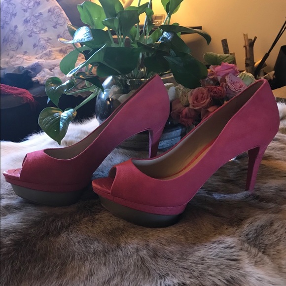 💕👠 B Brian Atwood Franciska Pump Suede - Picture 4 of 4